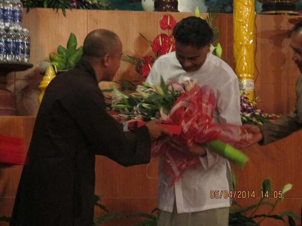 Thanh Hóa: Hơn 200 người xem phim Cuộc Đời Đức Phật tại chùa Đại Bi