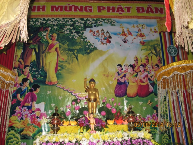 Hà Nội: Khoảng 800 người xem phim Cuộc Đời Đức Phật tại chùa Thanh Nhàn