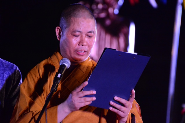 Vesak 2014: Lãnh đạo đảng, nhà nước, Phật giáo quốc tế cầu nguyện hòa bình