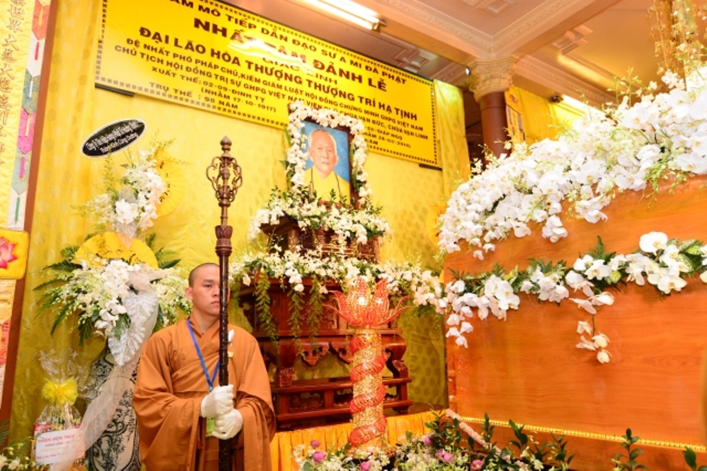 Lễ truy niệm - cung tống kim quan ĐLHT.Thích Trí Tịnh nhập bảo tháp