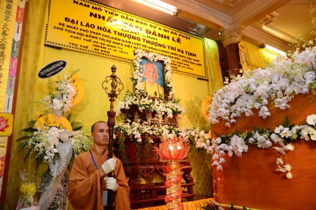 Lễ truy niệm - cung tống kim quan ĐLHT.Thích Trí Tịnh nhập bảo tháp