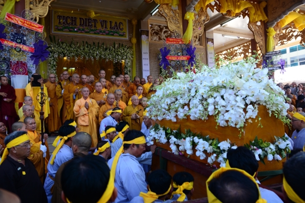 Lễ truy niệm - cung tống kim quan ĐLHT.Thích Trí Tịnh nhập bảo tháp