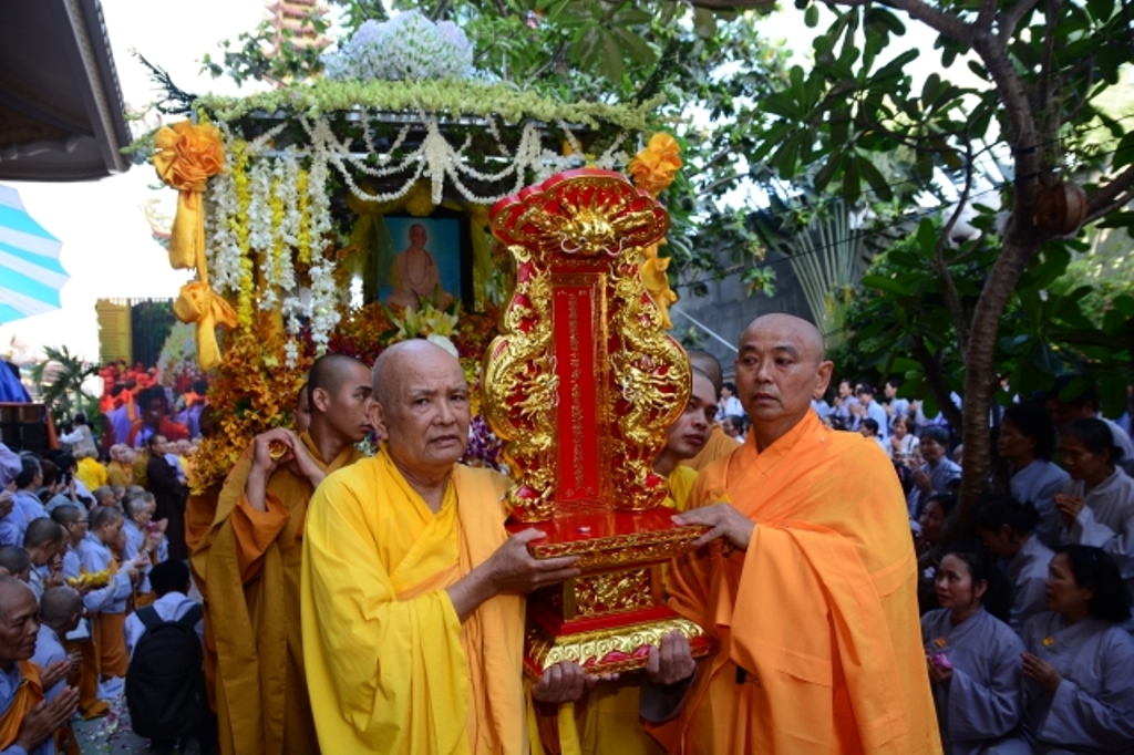 Lễ truy niệm - cung tống kim quan ĐLHT.Thích Trí Tịnh nhập bảo tháp