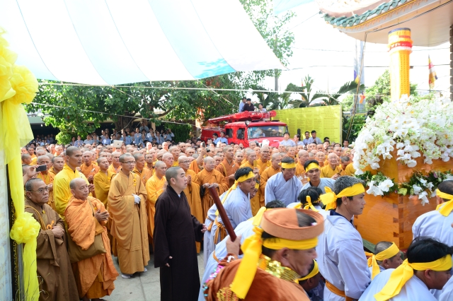 Lễ truy niệm - cung tống kim quan ĐLHT.Thích Trí Tịnh nhập bảo tháp