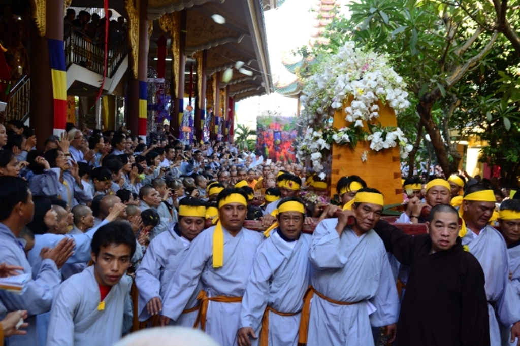 Lễ truy niệm - cung tống kim quan ĐLHT.Thích Trí Tịnh nhập bảo tháp