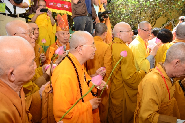 Lễ truy niệm - cung tống kim quan ĐLHT.Thích Trí Tịnh nhập bảo tháp