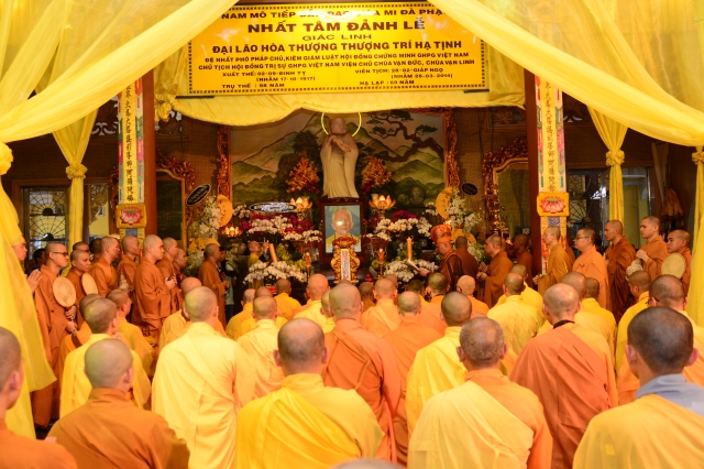 Lễ truy niệm - cung tống kim quan ĐLHT.Thích Trí Tịnh nhập bảo tháp