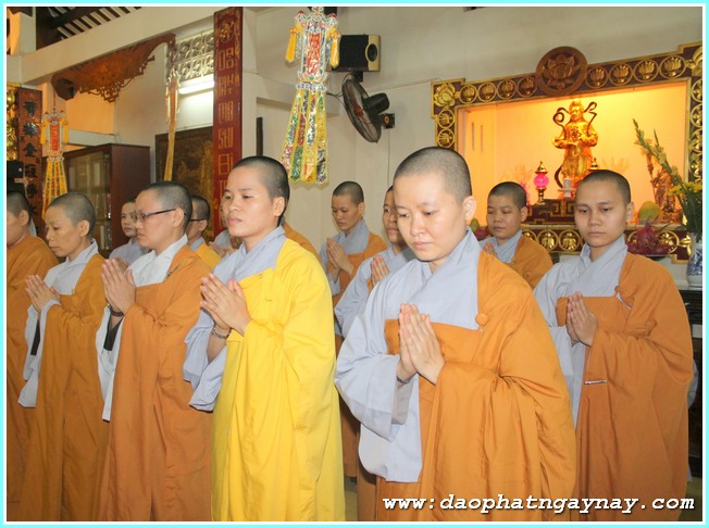 TP. HCM: Quan Âm tu viện cúng dường trường hạ