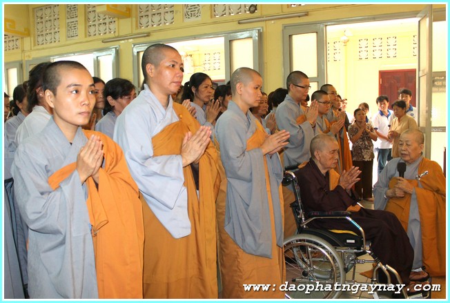 TP. HCM: Quan Âm tu viện cúng dường trường hạ