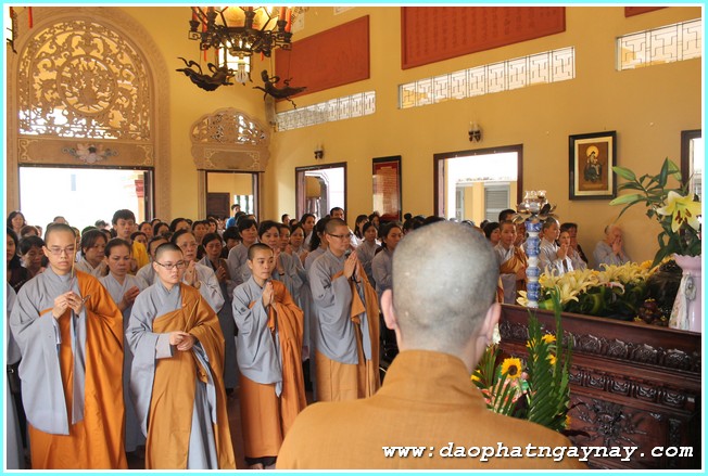 TP. HCM: Quan Âm tu viện cúng dường trường hạ