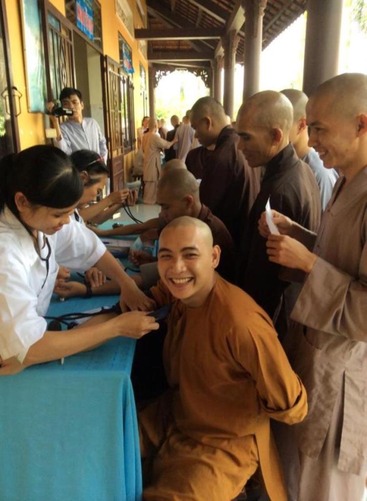 Cúng Dường Trường Hạ Tăng-Ni Đồng Nai 26/07/14