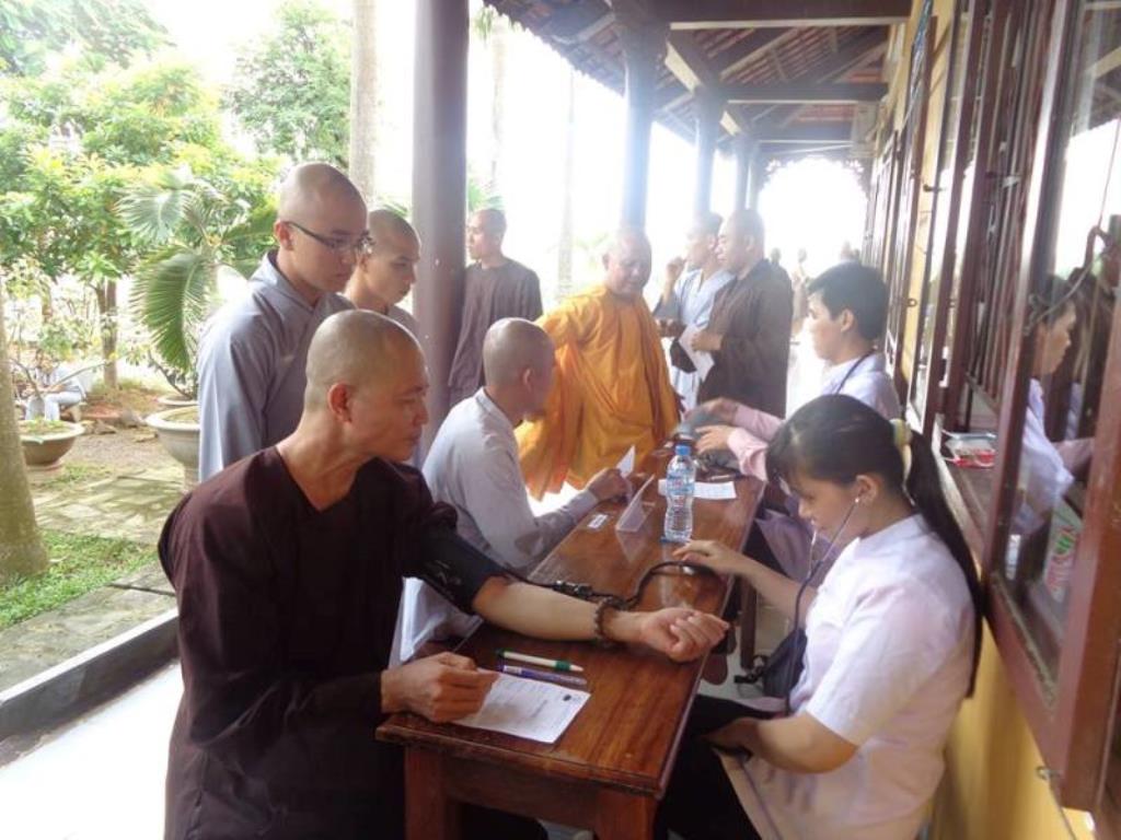 Cúng Dường Trường Hạ Tăng-Ni Đồng Nai 26/07/14