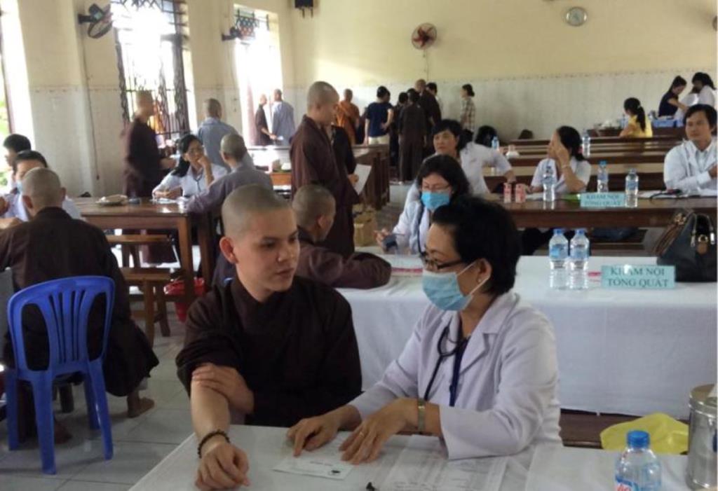 Cúng Dường Trường Hạ Tăng-Ni Đồng Nai 26/07/14