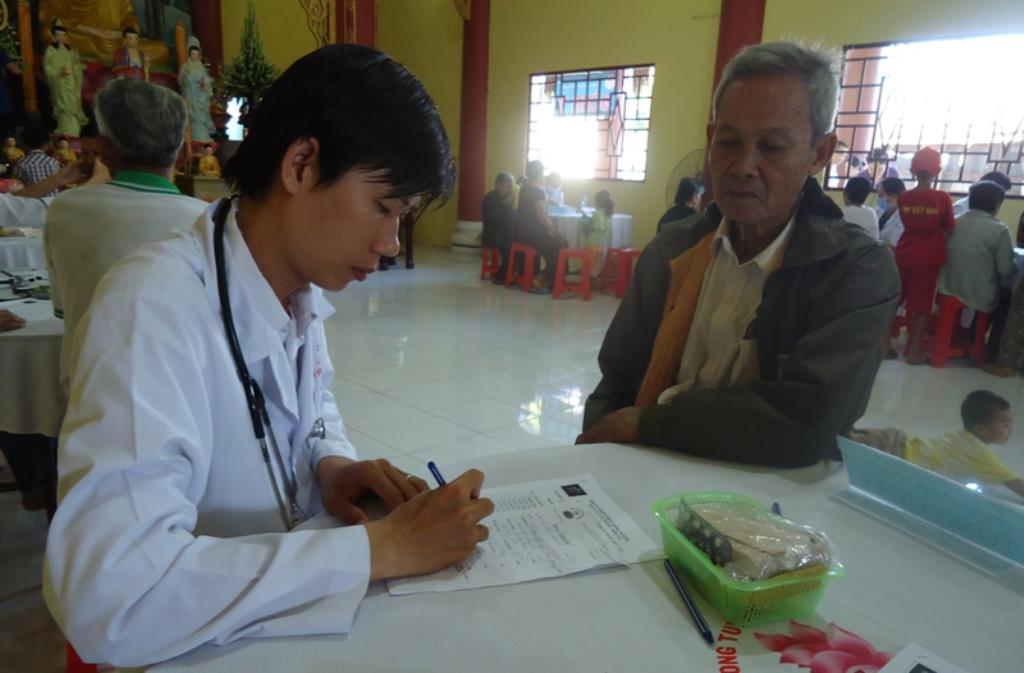 Hội CTĐ Chùa Long Tuyền Từ Thiện Tại Kiên Giang