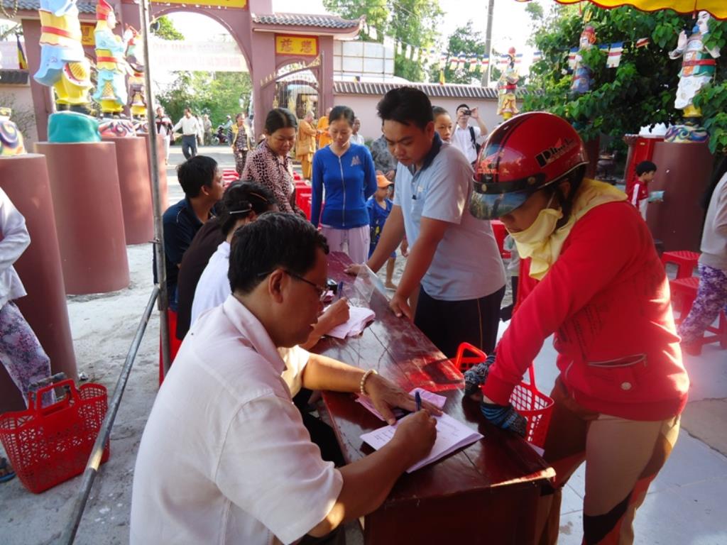 Hội CTĐ Chùa Long Tuyền Từ Thiện Tại Kiên Giang
