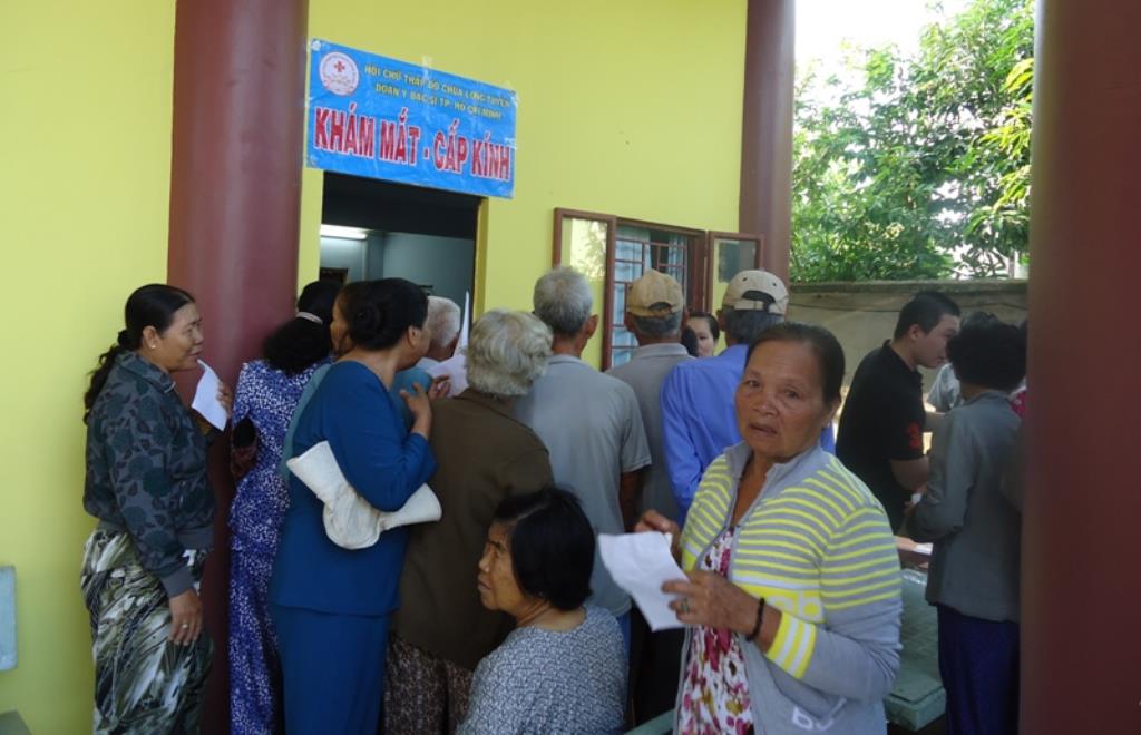 Hội CTĐ Chùa Long Tuyền Từ Thiện Tại Kiên Giang