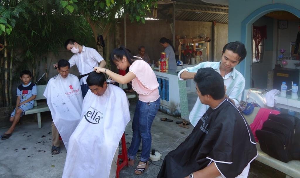 Hội CTĐ Chùa Long Tuyền Từ Thiện Tại Kiên Giang