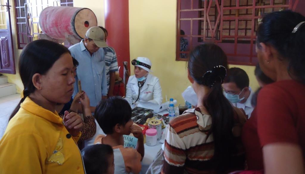 Hội CTĐ Chùa Long Tuyền Từ Thiện Tại Kiên Giang