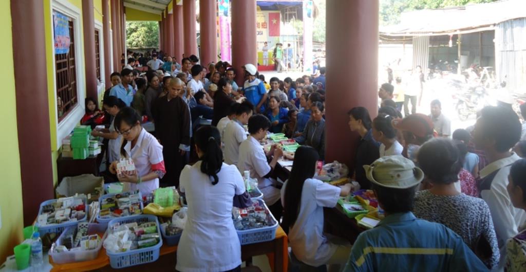 Hội CTĐ Chùa Long Tuyền Từ Thiện Tại Kiên Giang