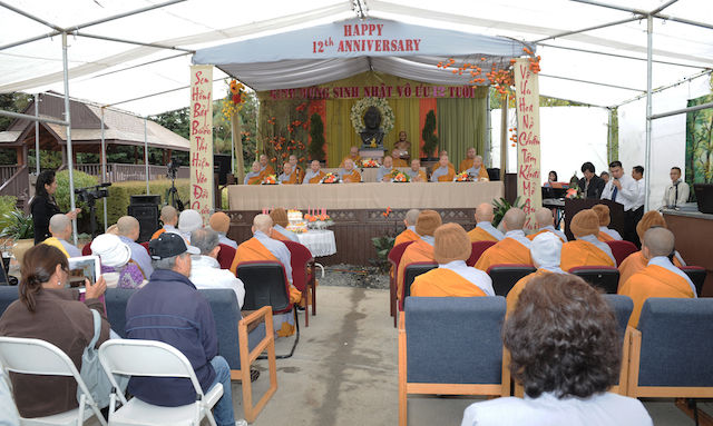 Thiền viện Vô Ưu, San Martin, California mừng 12 tuổi