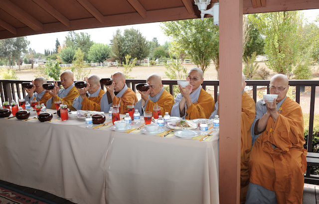 Thiền viện Vô Ưu, San Martin, California mừng 12 tuổi