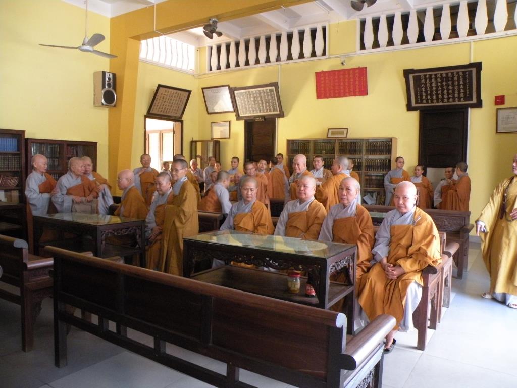* Lễ Kỳ An Cho Sư Ông Làng Mai