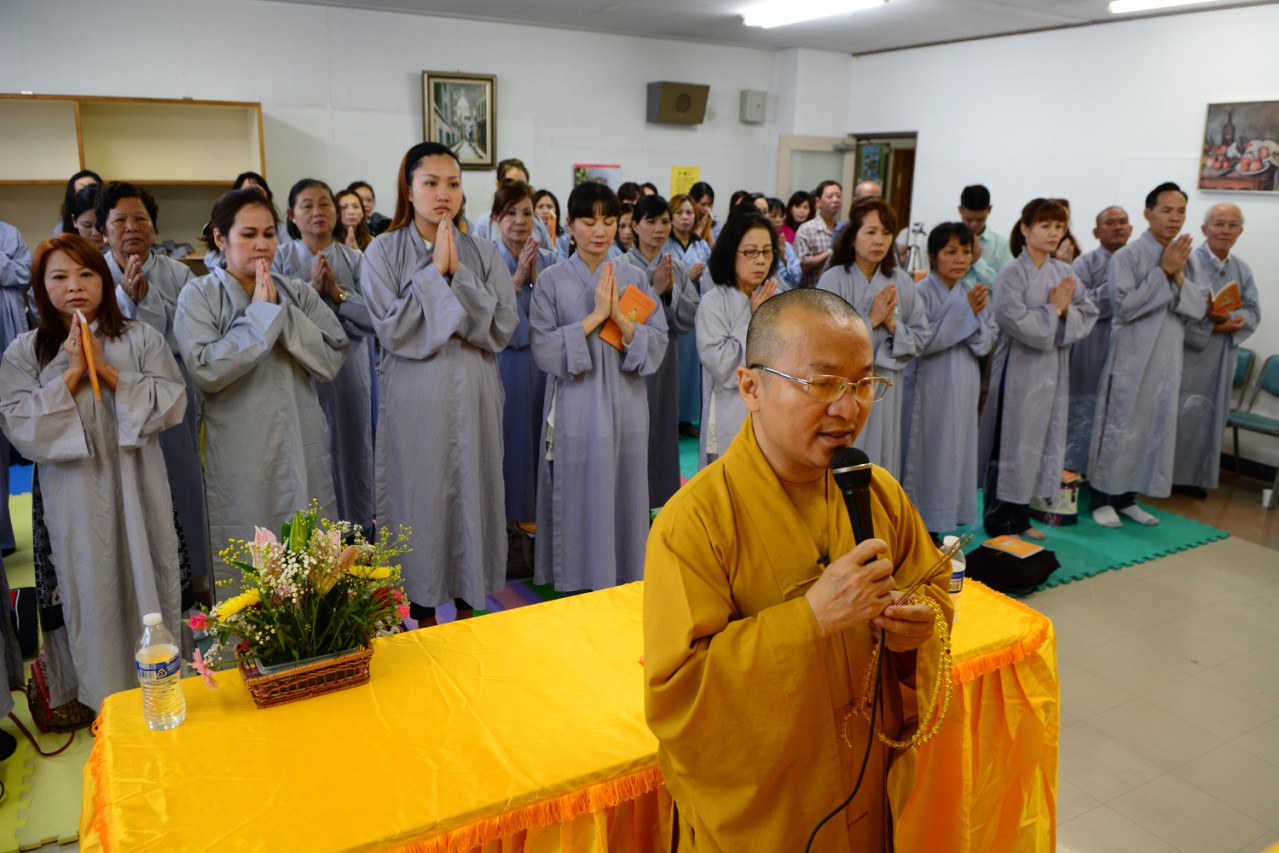 Phỏng Vấn Sư Cô Tâm Trí, Hội Trưởng Hội Phật Tử Việt Nam tại Nhật Bản