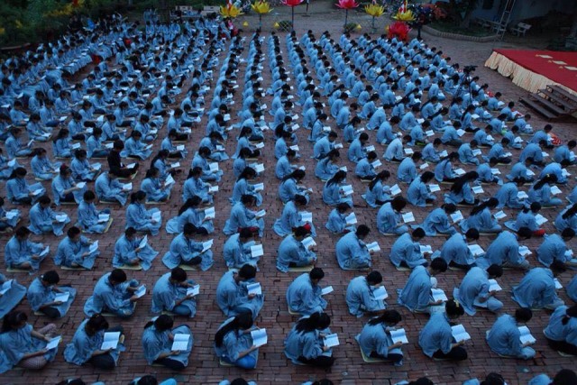 Thái Bình: Chùa Bụt Mọc tổ chức khóa tu “HƯƠNG TỪ BI” lần thứ tư năm 2015