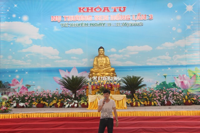 Thái Bình: Gần 1000 thiện sinh về chùa Từ Xuyên dự khóa tu sen hồng