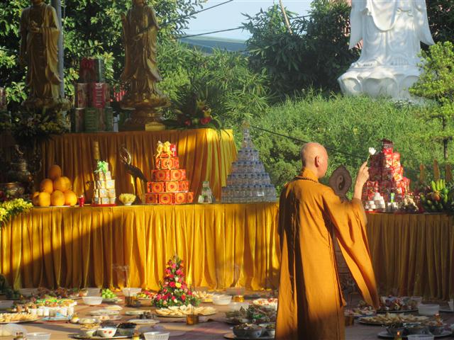 Thái Bình: Đại lễ Vu Lan tại chùa Từ Xuyên (ngày thứ nhất)