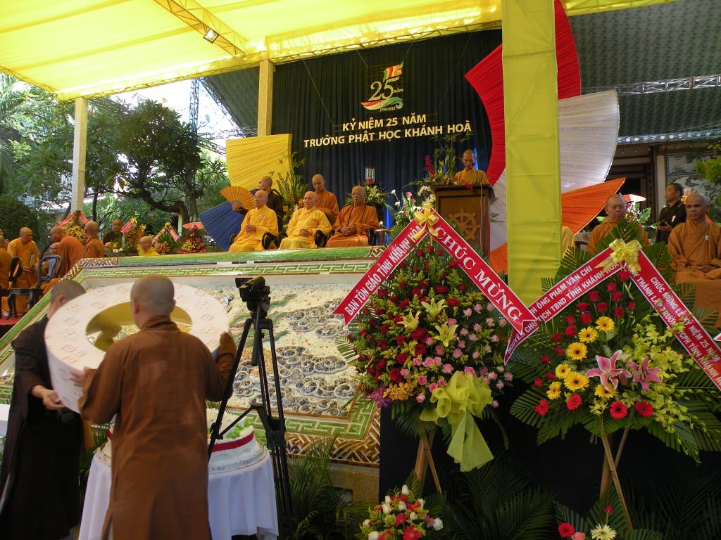 *Trưởng Thành