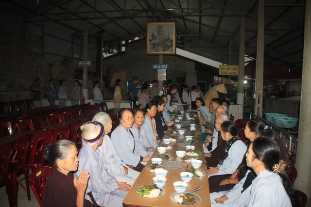 Thanh Hóa: Phật giáo Triệu Sơn hành hương Yên Tử