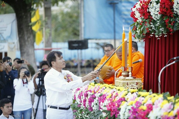Thái Lan: Phật Giáo Tỉnh Phitsanulok tổ chức Lễ hội cúng dường tứ sự cho ba nghìn vị  Tăng