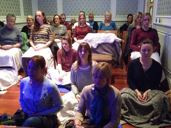 Anh Quốc: Chùm ảnh Hoạt động Phật sự dòng thiền Dhammakaya, Tp. Newcastle