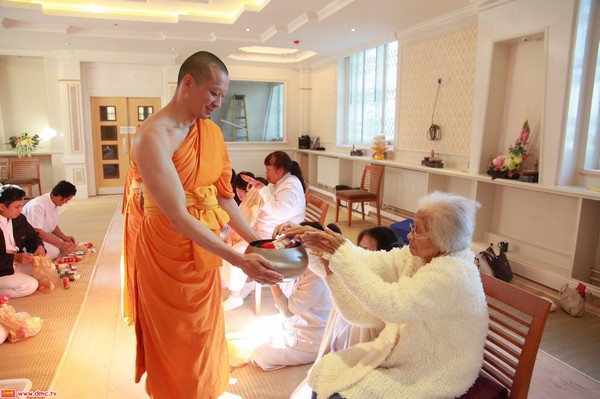 Anh Quốc: Chùm ảnh Hoạt động Phật sự dòng thiền Dhammakaya, Tp. Newcastle