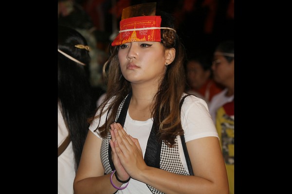 Thái Lan gần 20 triệu Phật tử cầu nguyện tân niên 2016
