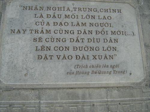 Vua Quang Trung - Nguyễn Huệ