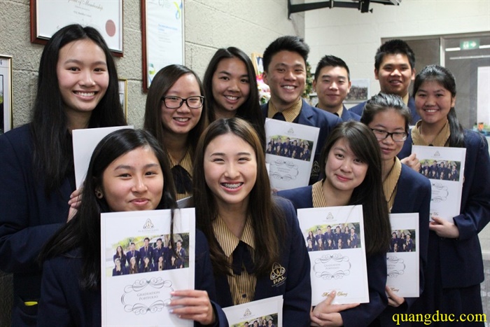 Thiền tập .b  ở trường Trung học Phật giáo Pal, Sydney