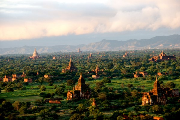 Myanmar: Xứ Chùa Tháp chào đón gần 5 triệu khách du lịch trong năm 2015