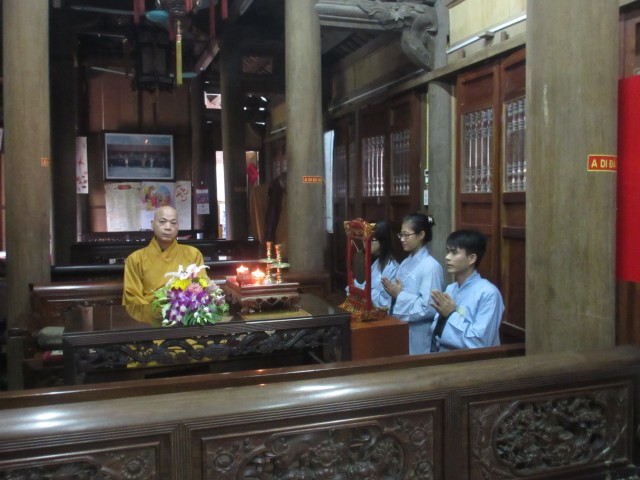 Thái Bình: Gần 200 người khuyết tật về chùa Từ Xuyên dự khóa tu