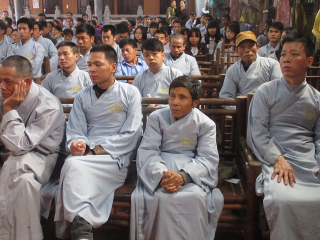Thái Bình: Gần 200 người khuyết tật về chùa Từ Xuyên dự khóa tu