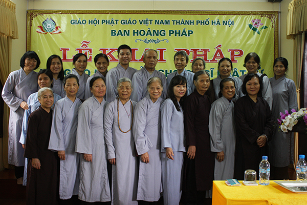 Hà Nội: Khai giảng lớp giáo lý cho cư sĩ, Phật tử tại chùa Tăng Phúc