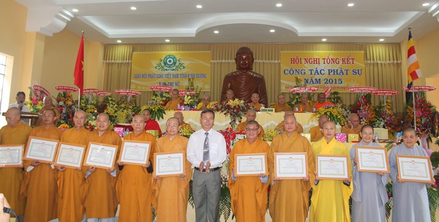 Bình Dương: Hội nghị tổng kết công tác Phật sự 2015