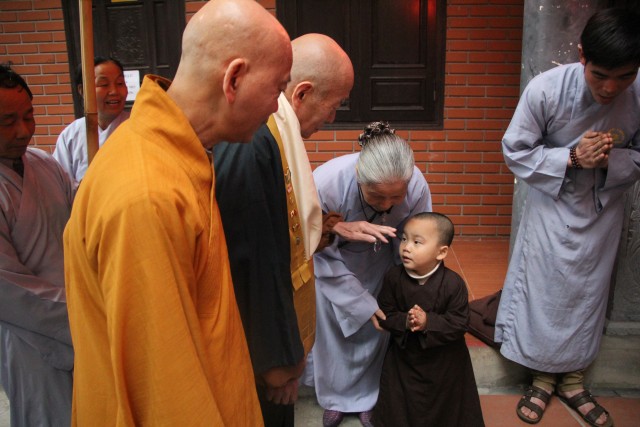 Thái Bình: HT.Yoshimizu Daichi thăm và thuyết giảng tại chùa Từ Xuyên