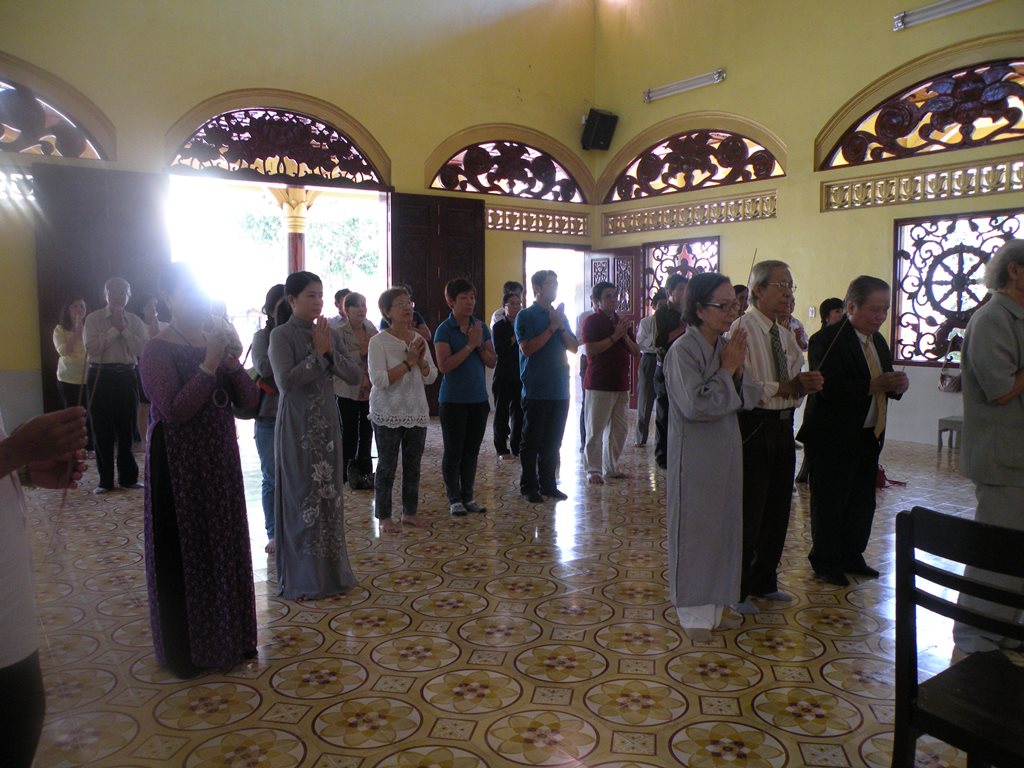 30  năm hoa nở rừng hoang