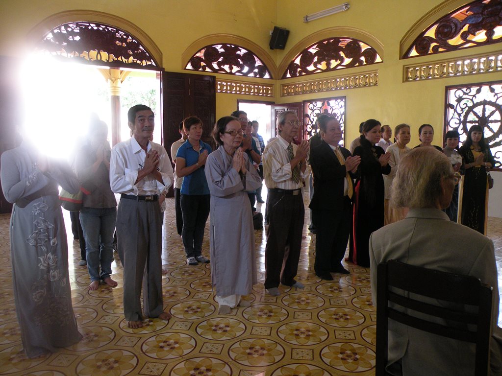 30  năm hoa nở rừng hoang