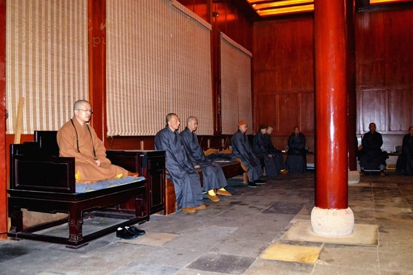 Trung Quốc: Thiền thất tại Pháp Vũ Thiền Tự Phổ Đà sơn tỉnh Chiết Giang