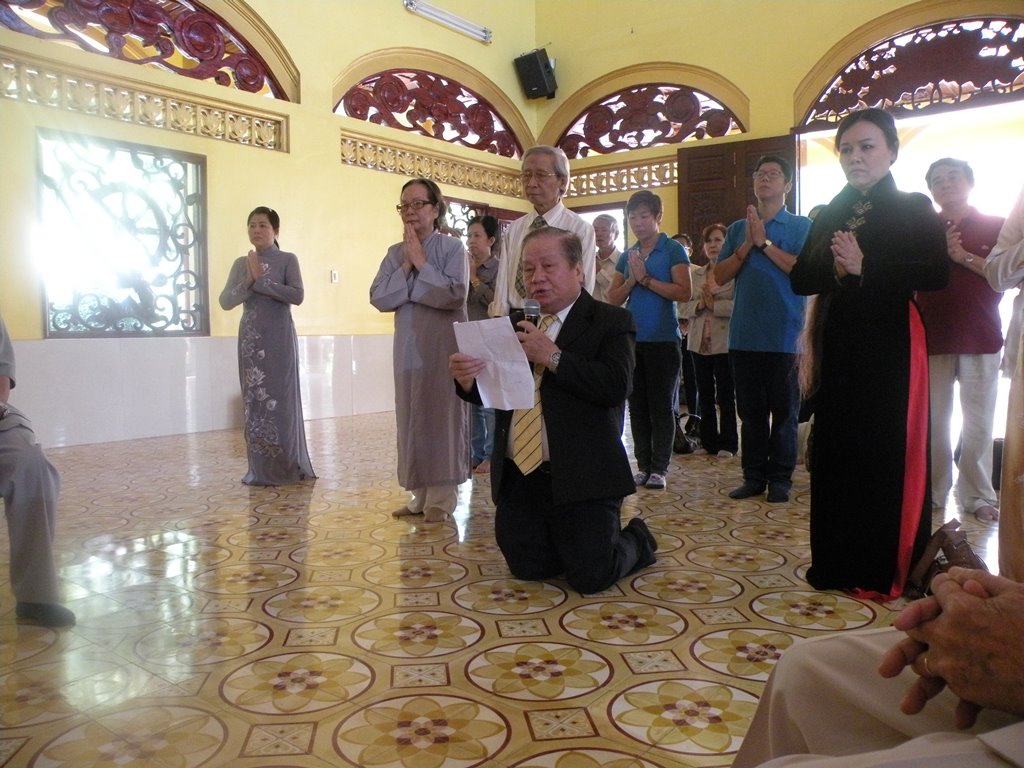 30  năm hoa nở rừng hoang