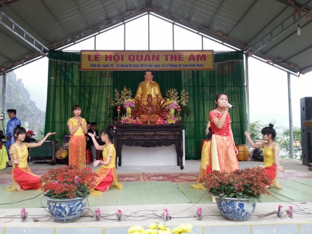 Thanh Hóa: Khai mạc lễ hội Quan Âm chùa Linh Ứng
