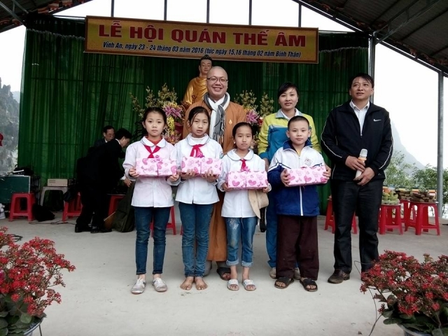Thanh Hóa: Khai mạc lễ hội Quan Âm chùa Linh Ứng